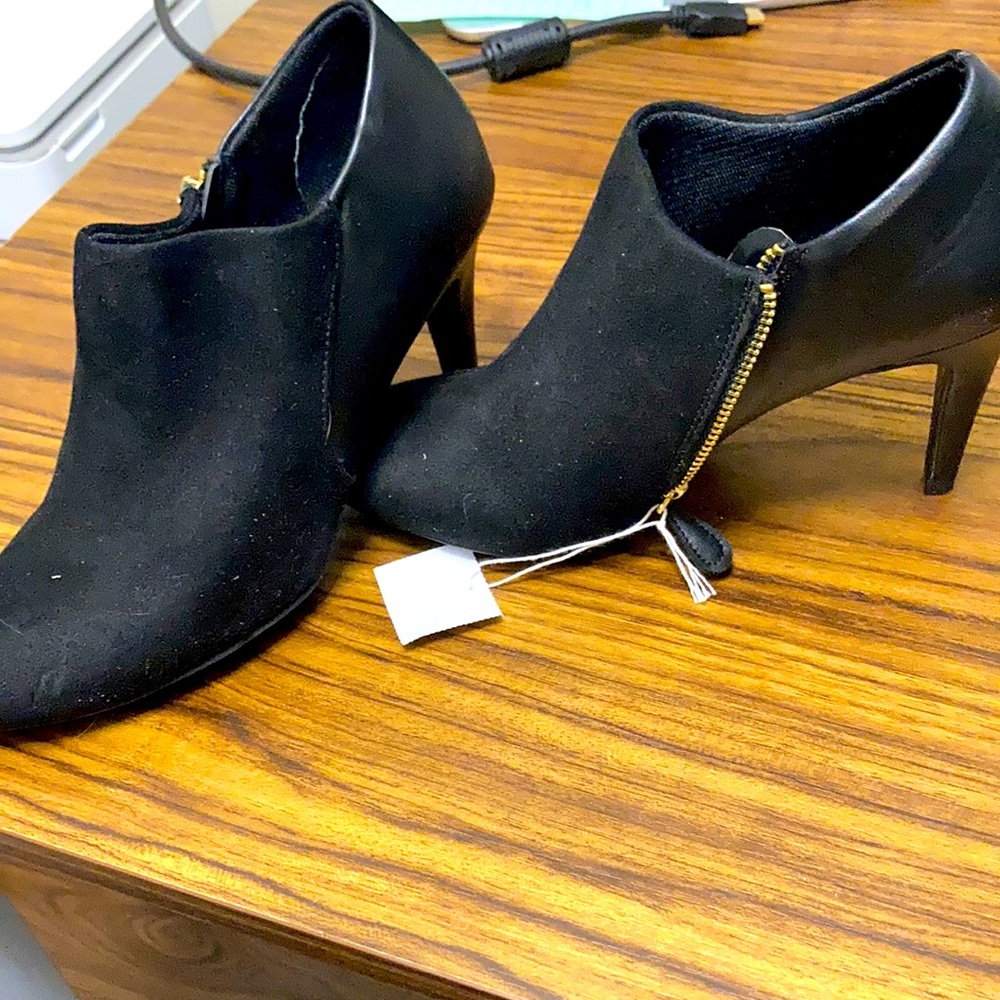Black ankle booties